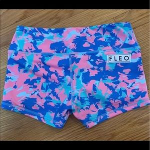 FLEO shorts